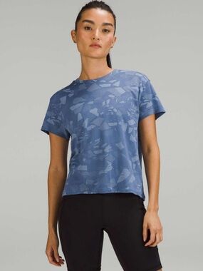 Train to be shirt - Mosaic Multiply Water Drop / Blue Linen